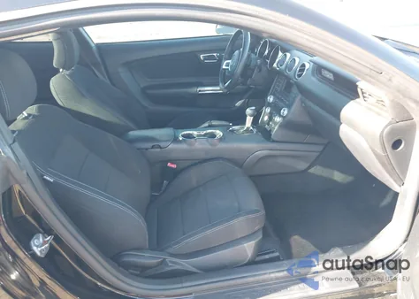 2015 Ford Mustang V6 z USA, uszkodzony, nr VIN 1FA6P8AM5F5385420